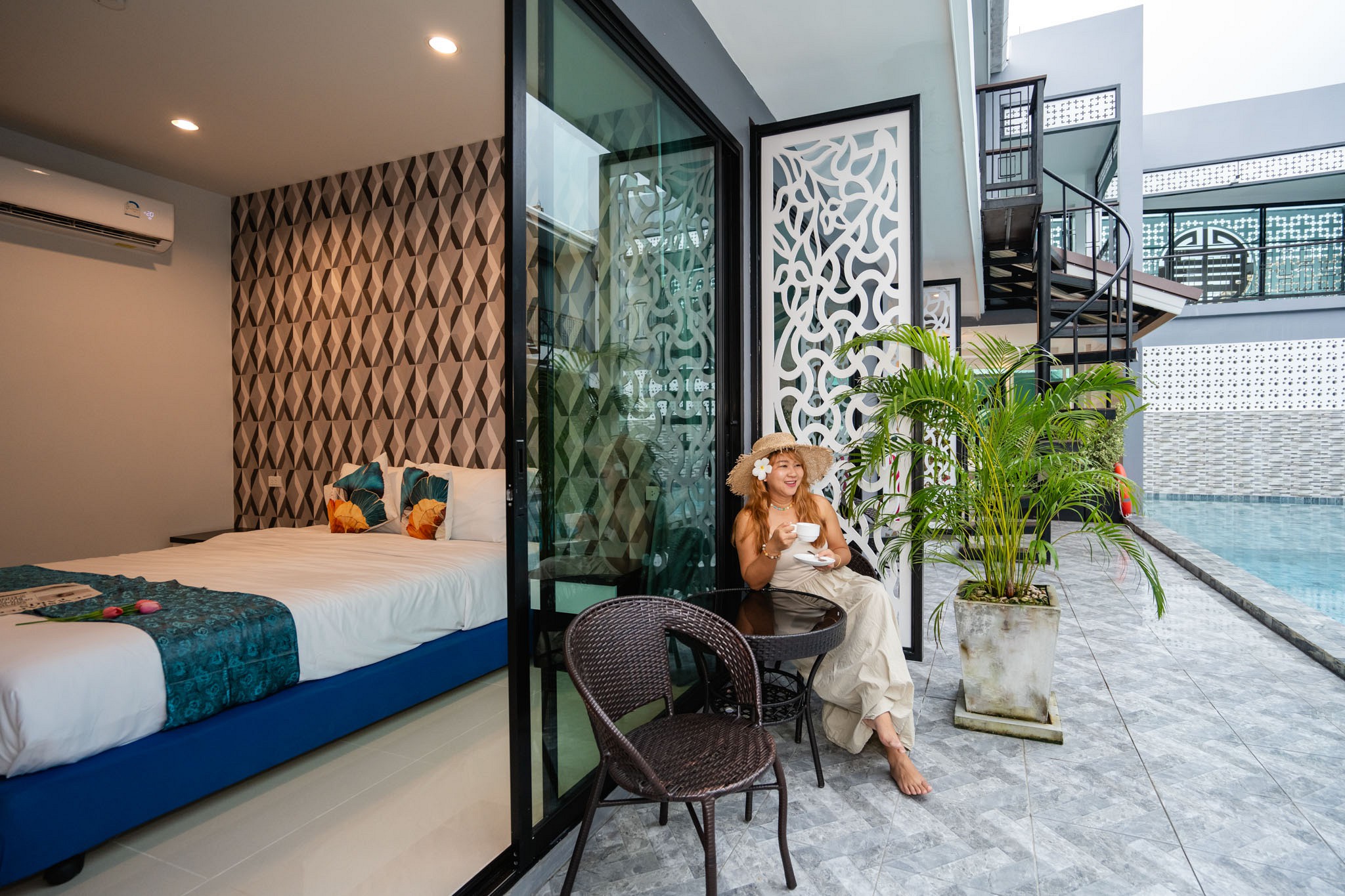 Chanakarn Pool Access Hotel